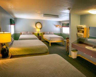 Ely Adventure Inn מראה חיצוני תמונה